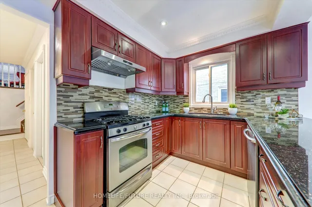 Additional image 17 of 25 Valley Centre Dr