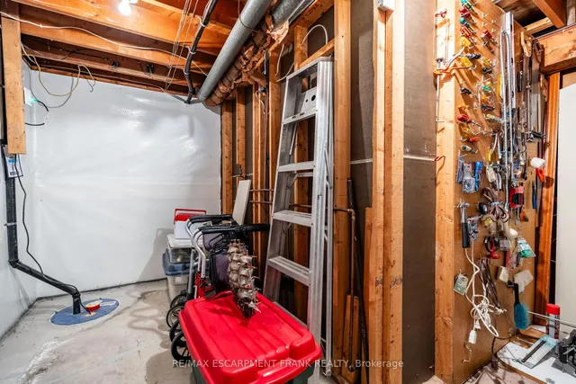 Additional image 37 of 6 DEAN Ave