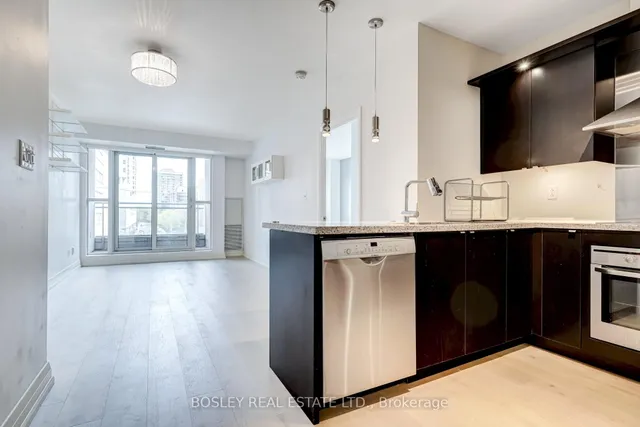 Additional image 7 of 1430 Yonge St Unit 205