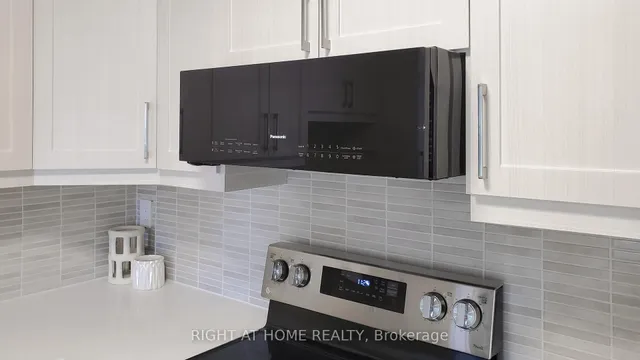 Additional image 16 of 1335 guelph line Rd Unit 10