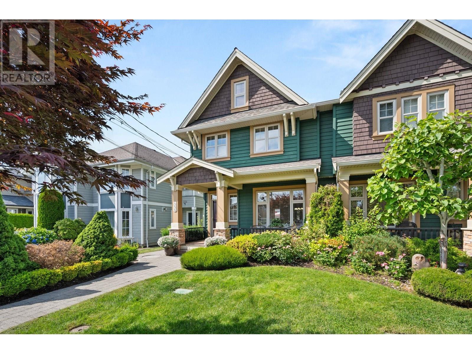 336 E 12TH STREET|North Vancouver, British Columbia V7L2J9