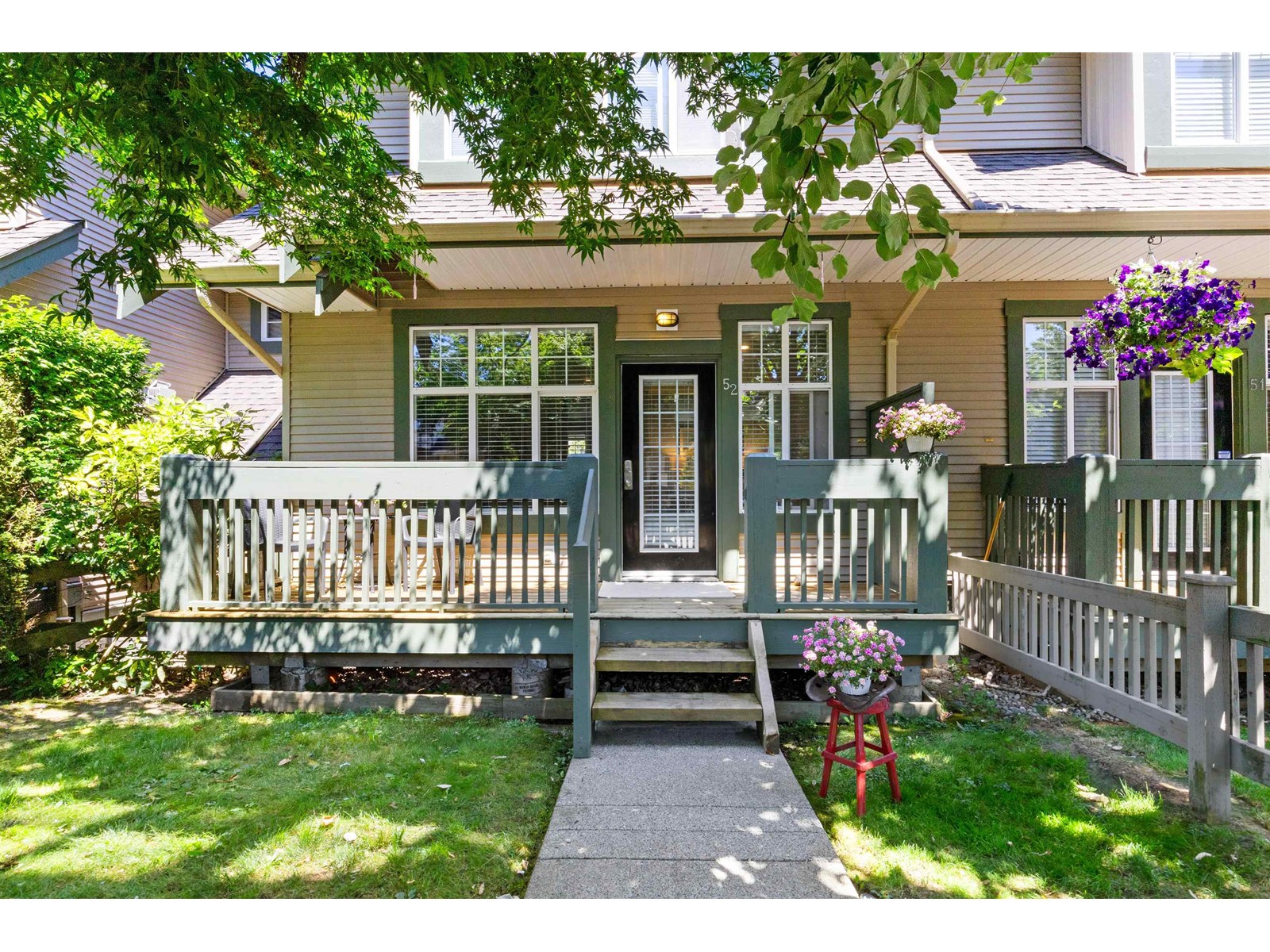 52 6050 166 STREET|Surrey, British Columbia V3S0X2