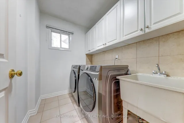 Additional image 21 of 25 Valley Centre Dr