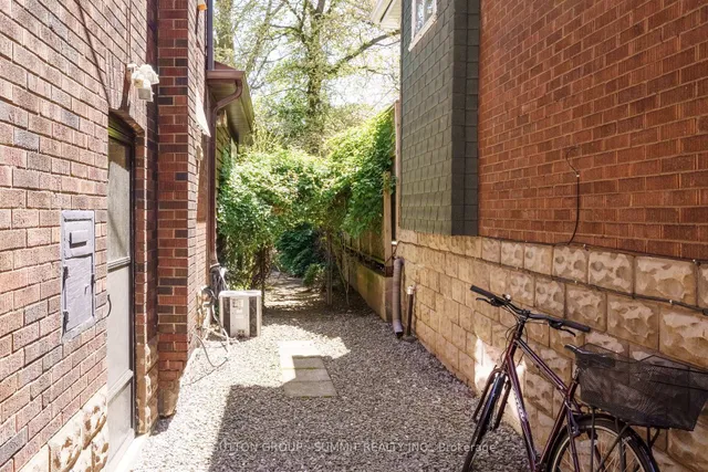 Additional image 42 of 287 Graham Ave