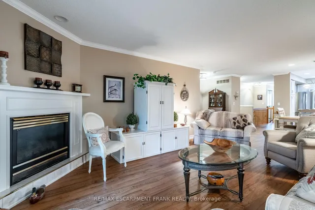 Additional image 16 of 810 GOLF LINKS Rd Unit 23