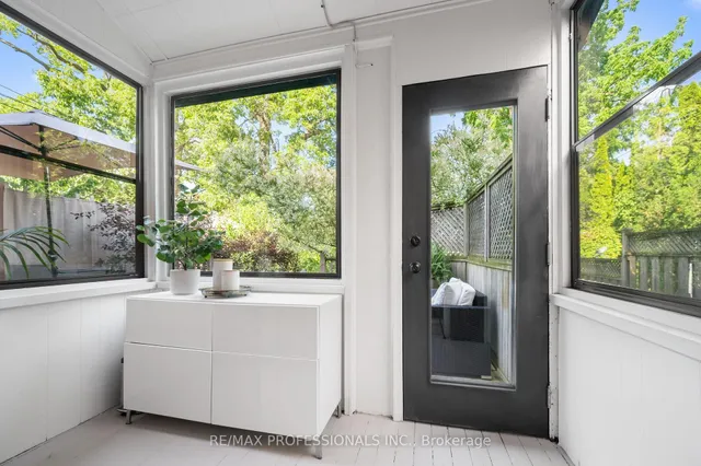 Additional image 21 of 61 Evans Ave