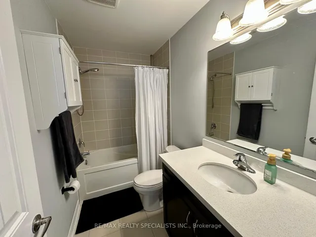 Additional image 13 of 313 Gooding Cres