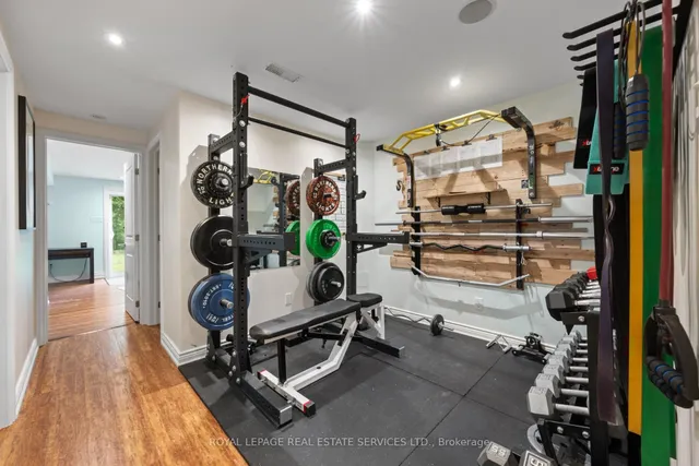 Additional image 32 of 106 West Deane Park Dr