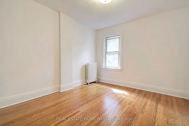 Additional image 24 of 756 Coxwell Ave