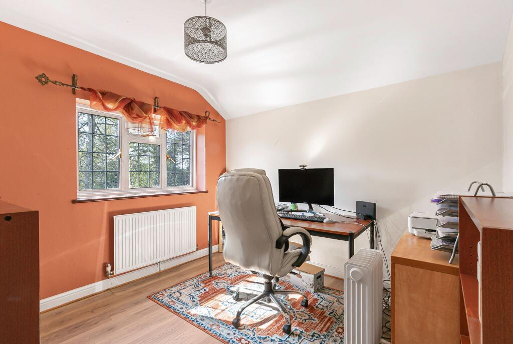 Additional image 18 of Pine Grove, Brookmans Park, AL9