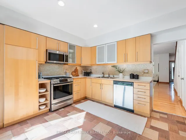 Additional image 11 of 81 Woodycrest Ave