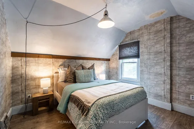 Additional image 18 of 52 CONNAUGHT Ave