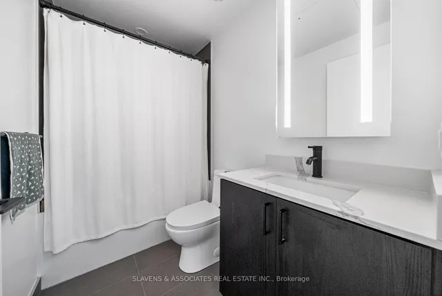 Additional image 17 of 135 East Liberty St Unit 2406