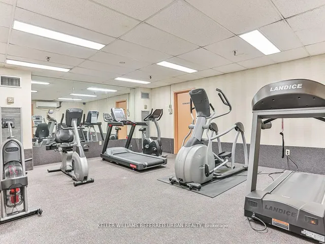 Additional image 9 of 3000 Bathurst St Unit 110