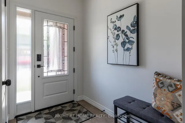 Additional image 4 of 56 Marina Point Cres