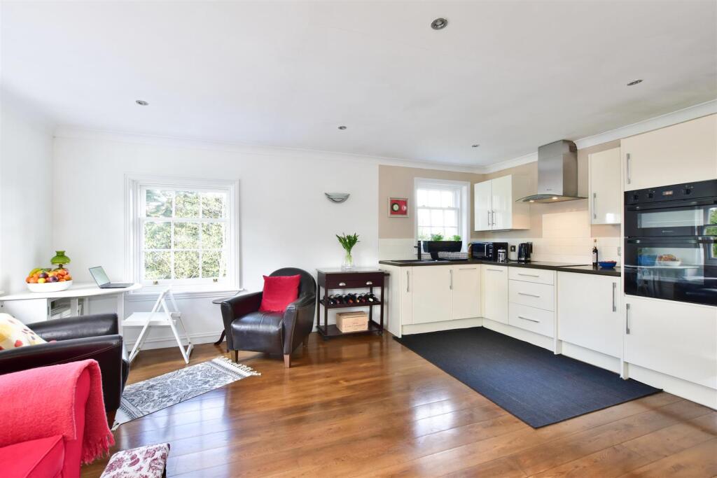 Additional image 25 of Highfield Lane, Tyttenhanger, Hertfordshire, St. Albans