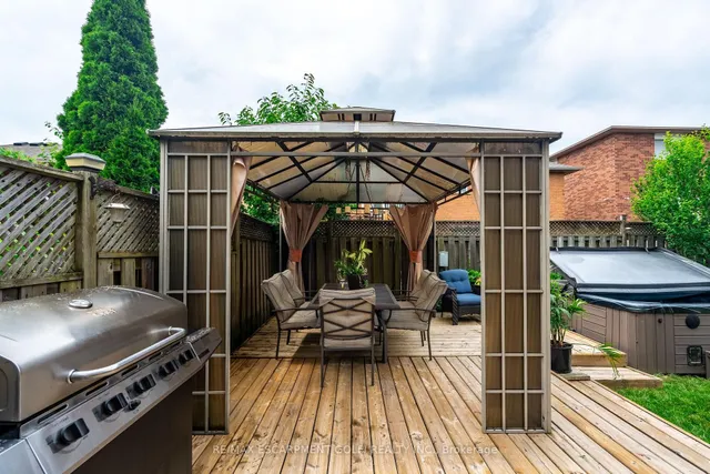 Additional image 34 of 200 SIRENTE Dr