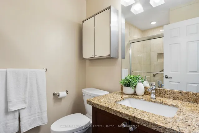 Additional image 9 of 258 Malick St