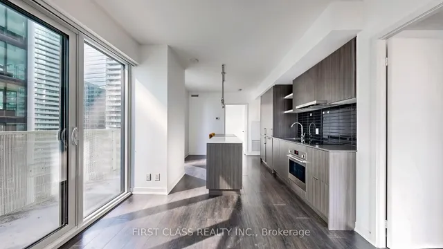 Additional image 6 of 100 Harbour St Unit 1210