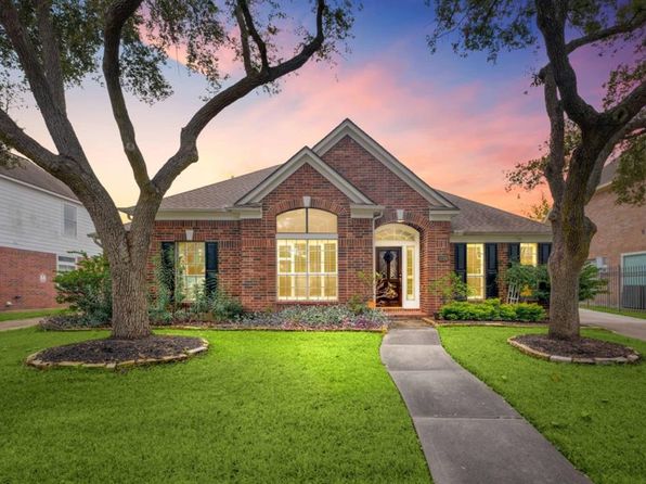 3226 Shadywind Dr, Houston, TX 77082