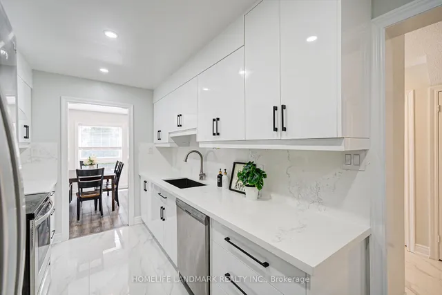 Additional image 9 of 2006 Glenada Cres Unit 27