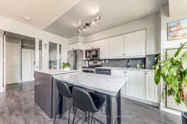 Additional image 16 of 215 Fort York Blvd Unit 1011