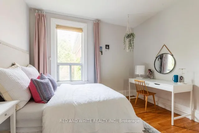 Additional image 30 of 115 Locke St