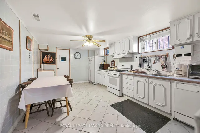 Additional image 29 of 31 Summercrest Dr