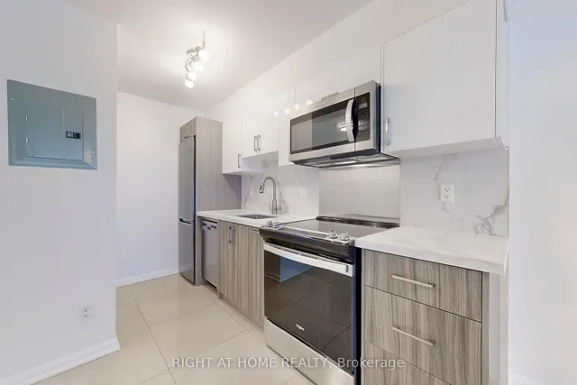 Additional image 3 of 111 Elizabeth St Unit 818