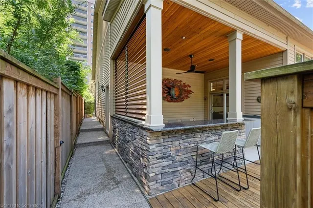 Additional image 43 of 373 Torrance St