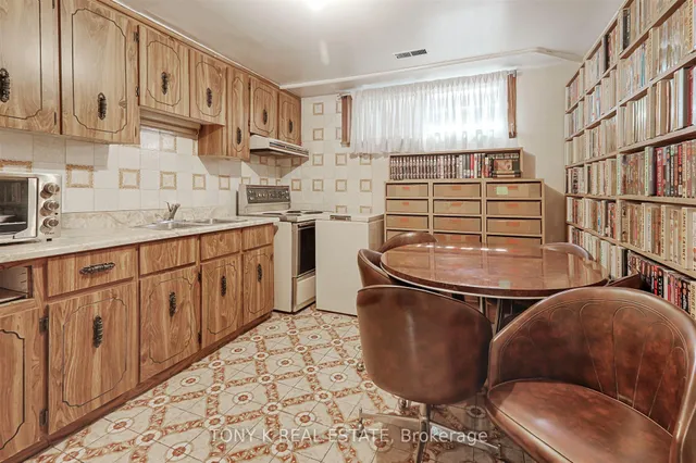 Additional image 10 of 90 Waterford Dr