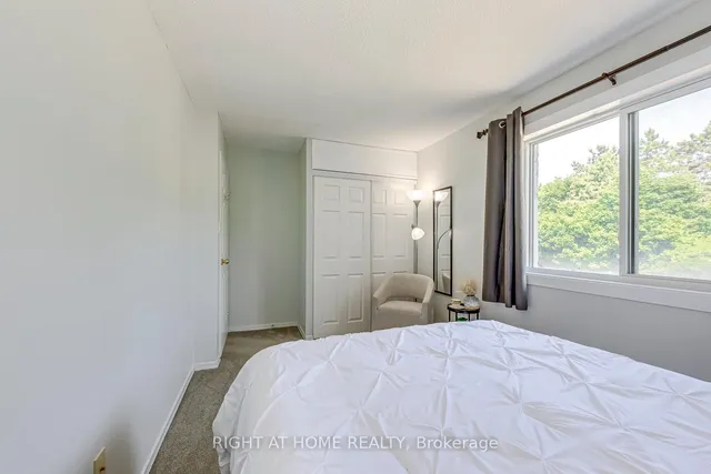 房产图片 16 - 1008 Falgarwood 街 02 单元