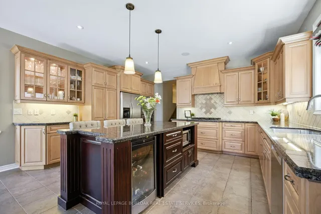 房产图片 8 - 4191 Kane Cres