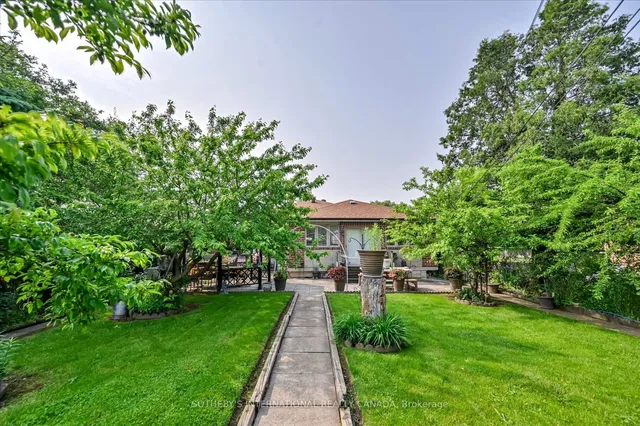 Additional image 27 of 502 Queens Dr