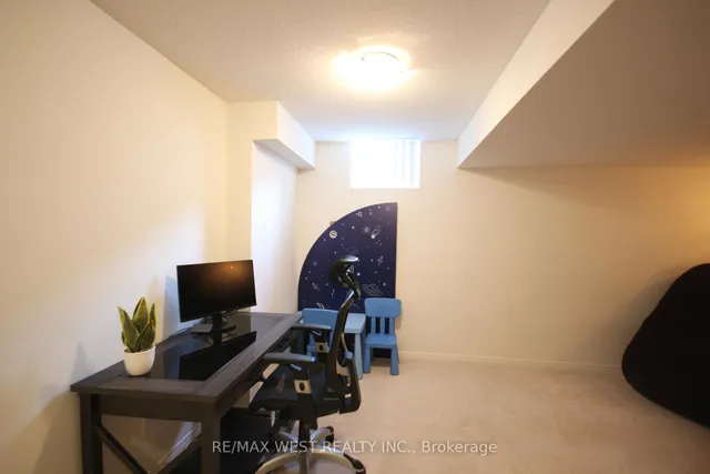 Additional image 44 of 57 Utopia Way