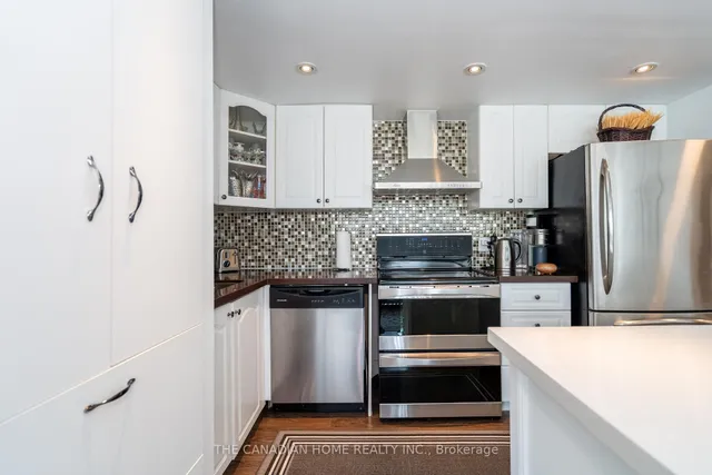 Additional image 13 of 3695 Kaneff Cres Unit 607