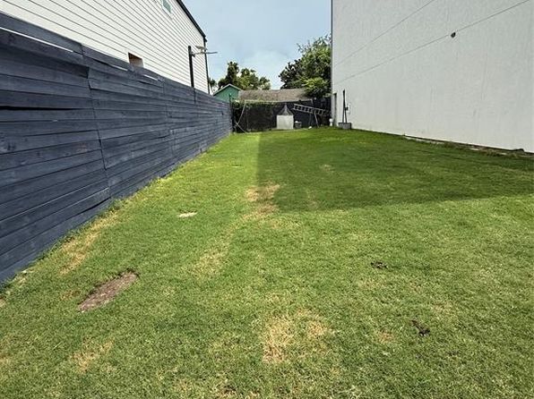 120 E 32nd St, Houston, TX 77018