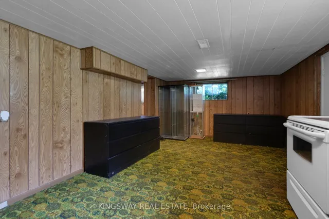 Additional image 24 of 136 Connaught Ave