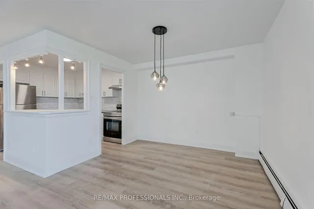 Additional image 15 of 11 Neilson Dr Unit 502