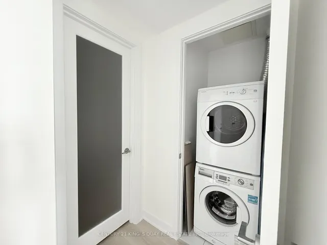 Additional image 14 of 12 York St Unit 5101