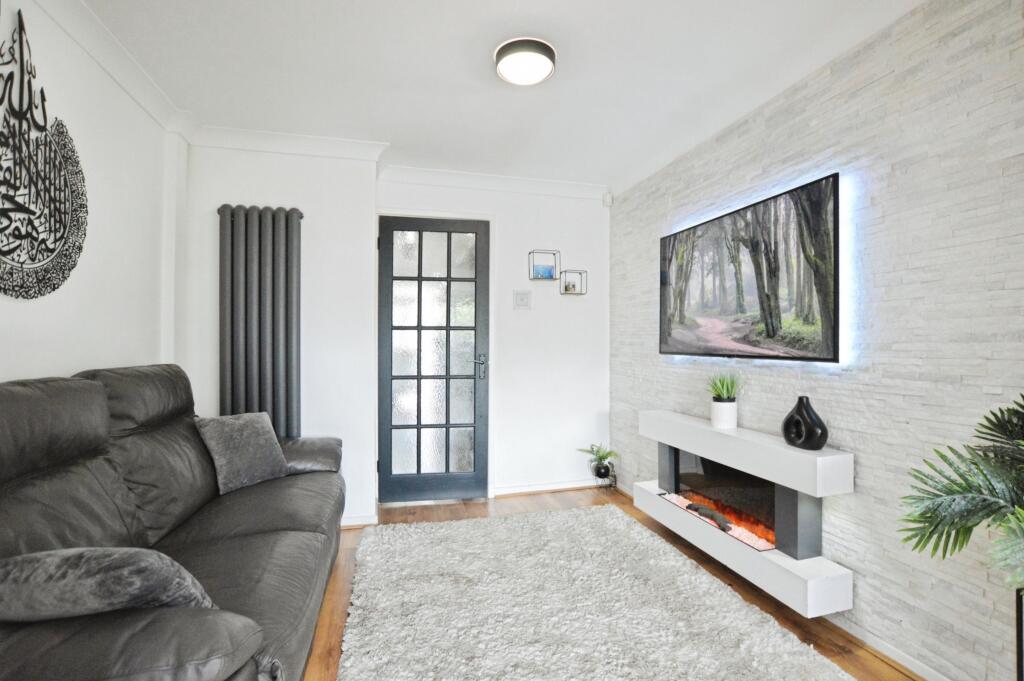 Additional image 6 of Vicarage Gardens, Flamstead, AL3