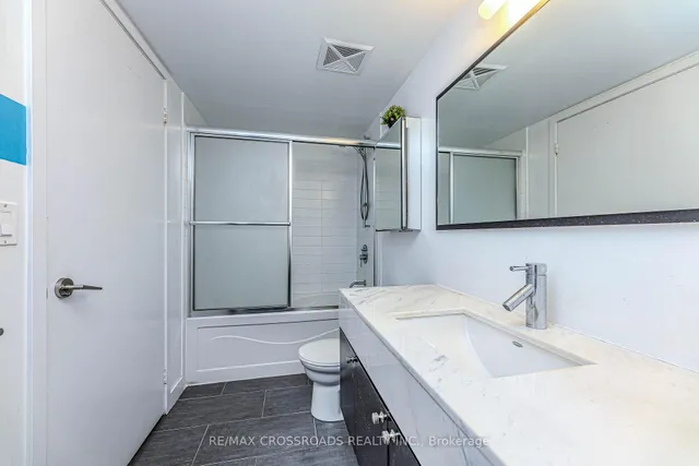 Additional image 22 of 21 Nelson St Unit 615