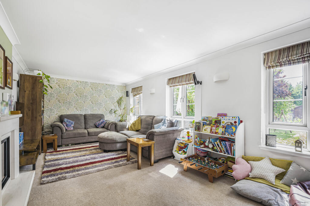 Additional image 2 of Whitethorn, Welwyn Garden City, Hertfordshire, AL7