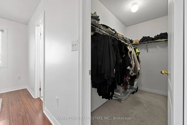 Additional image 27 of 140 Sled Dog Rd