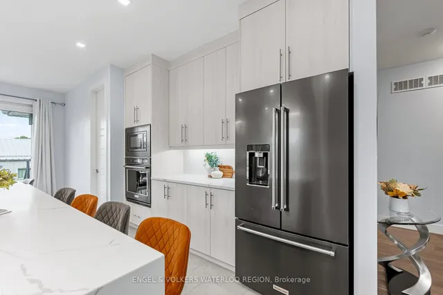 Additional image 17 of 24 Sylvia St