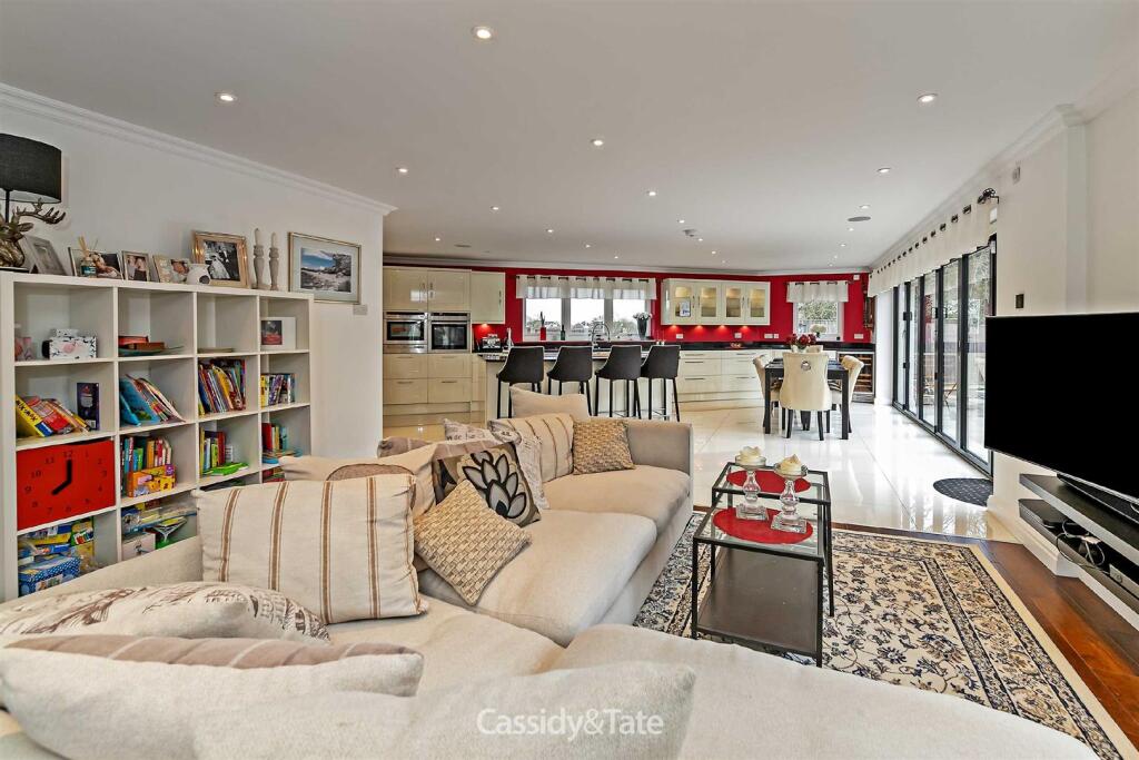 Additional image 6 of Linden Crescent, St. Albans