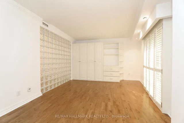 Additional image 9 of 2727 Yonge St Unit 609