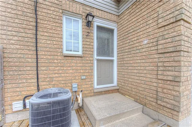 Additional image 33 of 12 Whitedeer Rd Unit 2