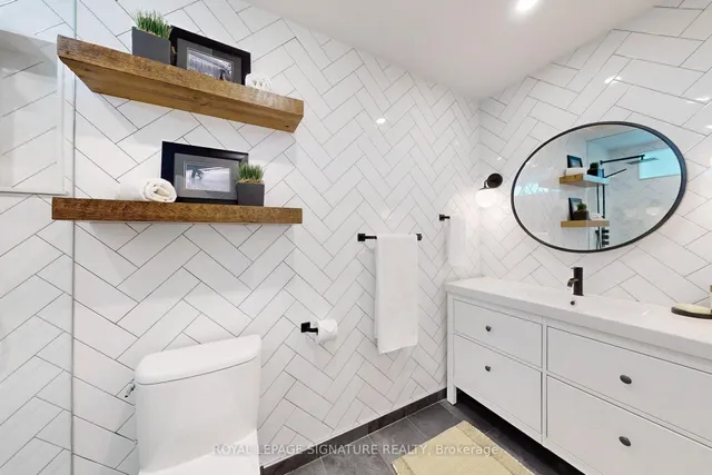 Additional image 29 of 901 Queen St Unit 231