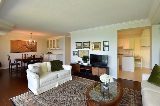 Additional image 7 of 2190 Lakeshore Rd Unit 204